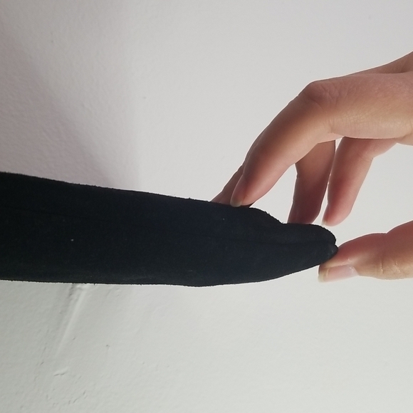 Ruth Saltz Black Suede Wristlet Clutch With Rose - Picture 5 of 8